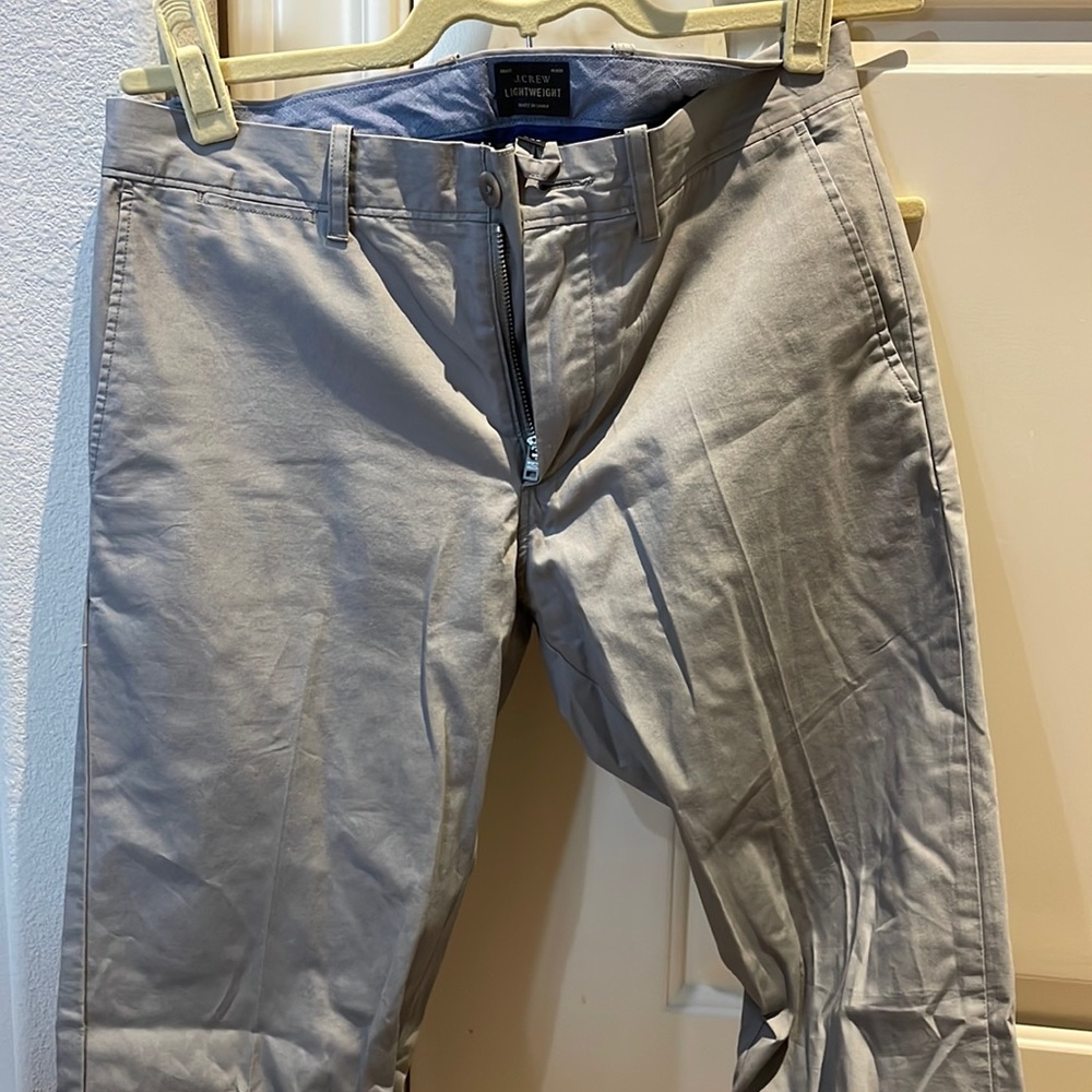 Gray j crew lightweight khakis 32 length